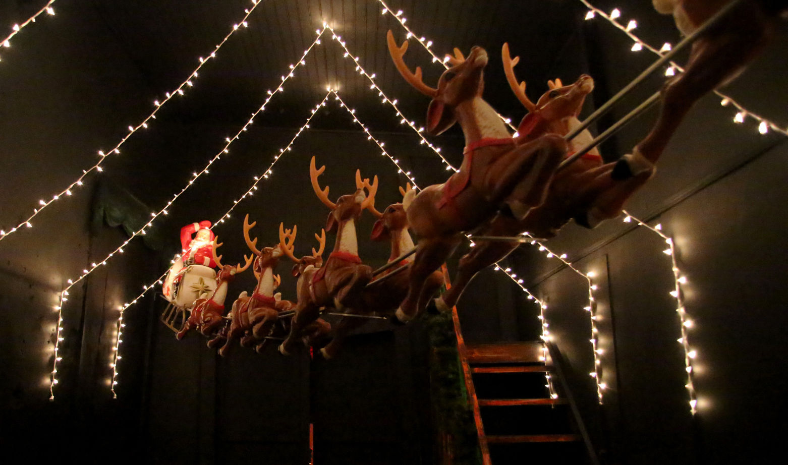 Santa's Wonderland of Lights